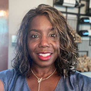 Meet your Posher, Hasanna